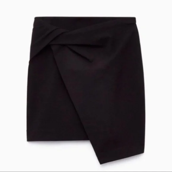 Aritzia Babaton Jethro Skirt Black Mini Asymmetric Size 00 Like new - Picture 2 of 16